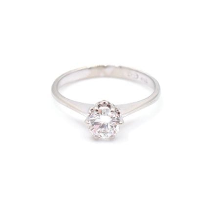 Solitärring Besetzt mit einem Brillanten, ca. 0,35
