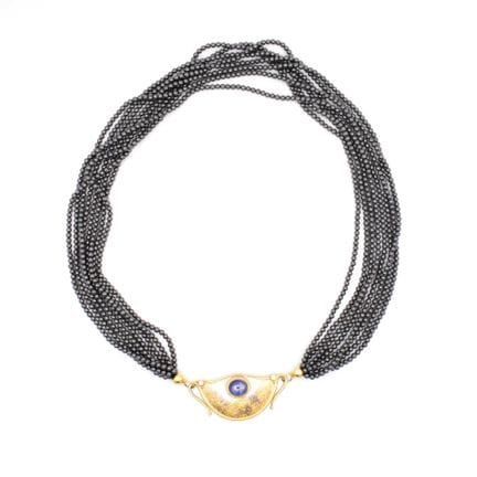 Collier Achtreihig. Hämatitperlen, Ø 2,2 mm. Schli