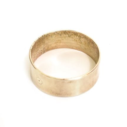 Ringsonnenuhr, sog. "Bauernring" Innenliegend grav