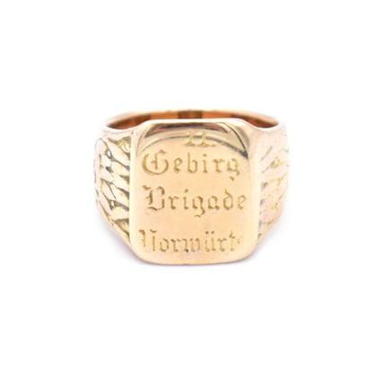 Ring Ringkopf mit Gravurinschrift: "11. Gebirg Bri