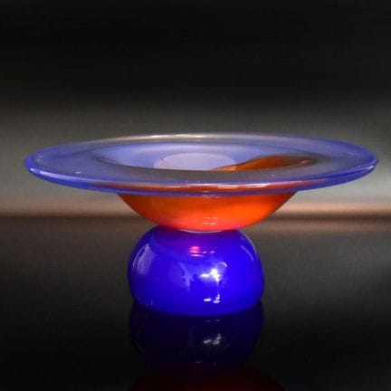 Anbietschale  20. Jh. |   Blaues und rotes Glas. U