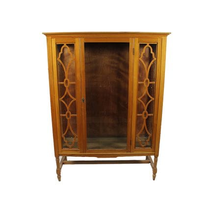 VETRINA LIBERTY  in legno di noce ad un anta  maes