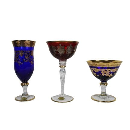 SET BESTEHEND AUS 3 farbigen Glaskelchen mit Goldv