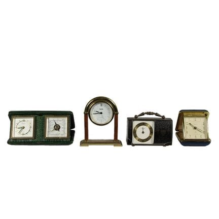 LOTTO COMPOSTO DA 4 orologi da tavolo , diverse ma