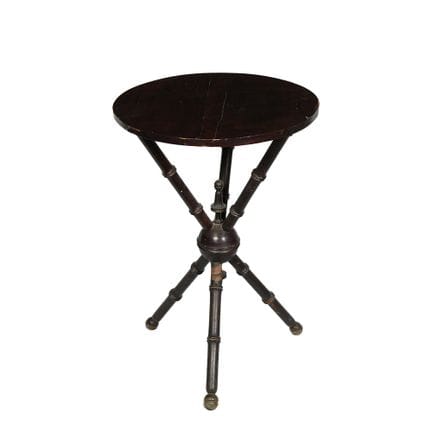 TABLE BASSE  en bois de noyer imitant le bambou, a