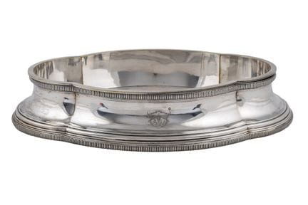 Sourtout jardinière in hallmarked French silver, 9
