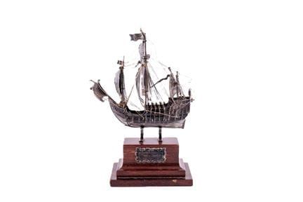 Santa María caravel made of Spanish silver without
