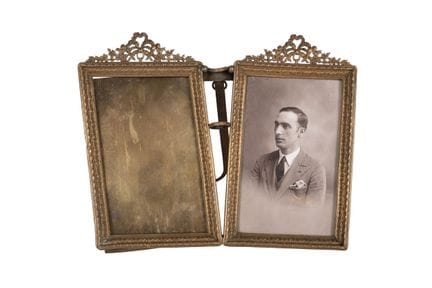 Double frame in the Louis XVI style, made of gilt 