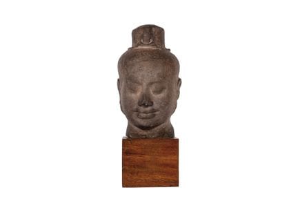 Khmer head made of sandstone. 12th-13th century or