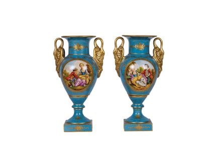 Pair of Spanish porcelain vases in the Old Paris s