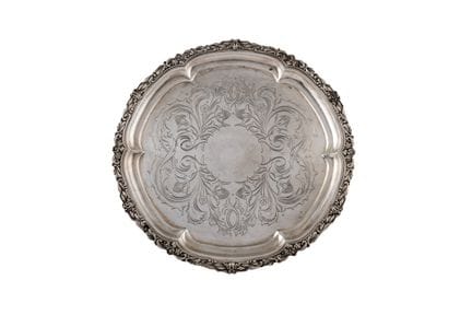 Small silver tray in hallmarked Spanish silver, 91