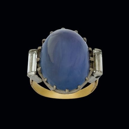 Ring aus Gelbgold und Platin mit einem blauen Saph