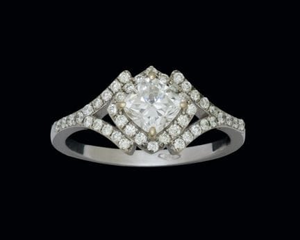 Ring aus 18 Karat Weißgold mit einem Diamanten im 