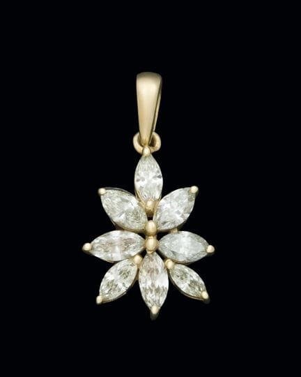 Anhänger aus 14-karätigem Gelbgold mit Diamanten i