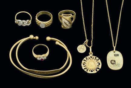 Miscellaneous jewelry items: bracelet, rings, pend