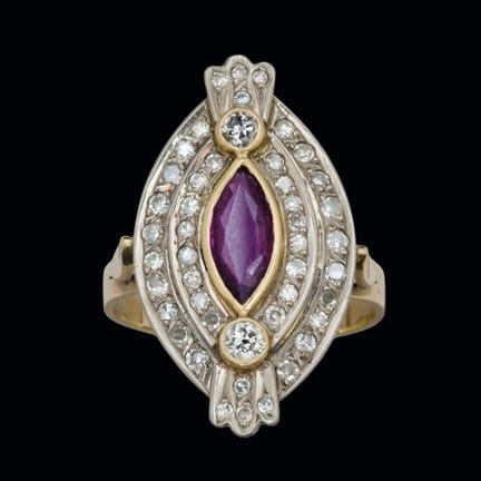 Ring aus 18-karätigem Gelbgold mit platinfarbenen,