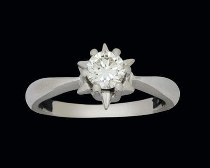 Ring aus 18 Karat Weißgold mit einem Solitärdiaman