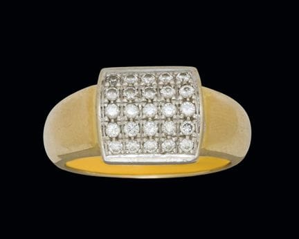 18K two-tone gold ring with a center set of diamon