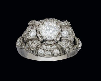 Platinring mit einem zentralen Diamanten von 0,75 