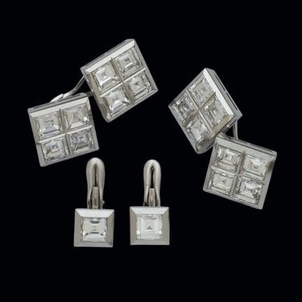 Set of platinum cufflinks and buttons with square-
