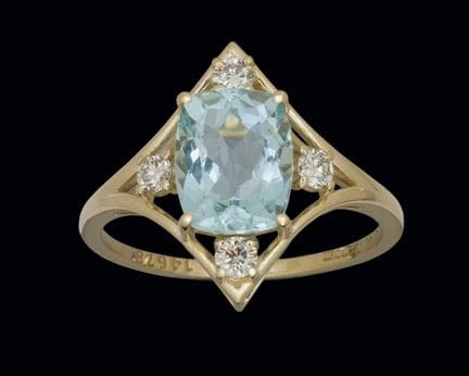 Ring aus 14-karätigem Gelbgold mit Aquamarin (1,98