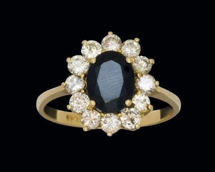 Ring aus 18-karätigem Gelbgold mit einem blauen Sa