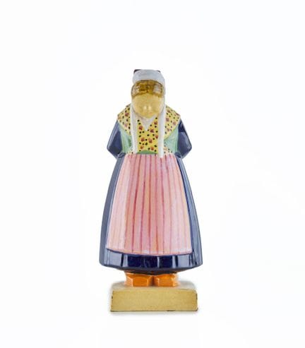 埃米尔·朱斯特·巴舍莱（1892—1981）
坎佩尔亨里奥特陶瓷厂
《比古丹女子》
雕塑
多色釉陶
