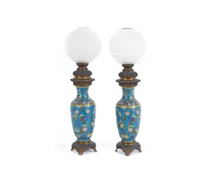 CHINA - Late 19th century
Pair of gilded bronze va