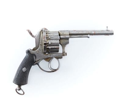 Revolver a perno tipo Chaineux, dodici colpi, cali