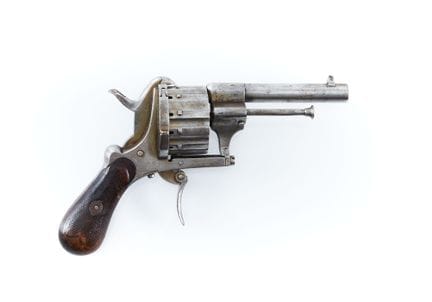 Revolver sistema Chaineux, dodici colpi, calibro 7