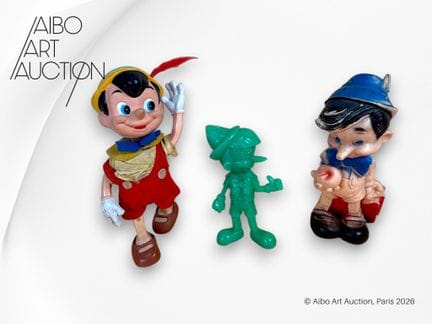 Set di 3 giocattoli:
- Pinocchio in piedi, figurin