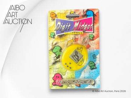 Juego electrónico tipo Tamagotchi.
Juego electróni