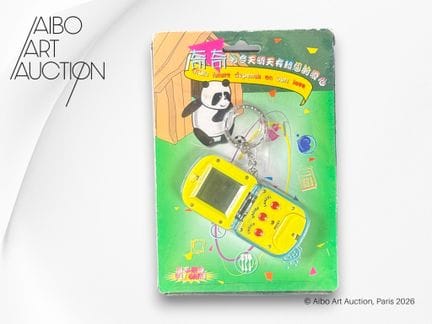 Juego electrónico tipo Tamagotchi.
Juego electróni