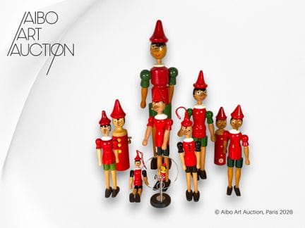 Set di 10 oggetti:
- Grande Pinocchio snodabile in