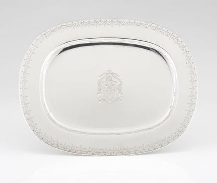 Una bandeja portuguesa de plata
Plata, ley .916
De