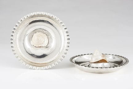 Un par de bandejas de plata portuguesas
Plata, ley
