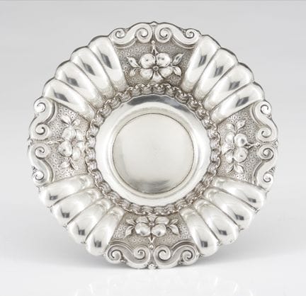 Una frutera portuguesa de plata
Plata, ley 0,833
D