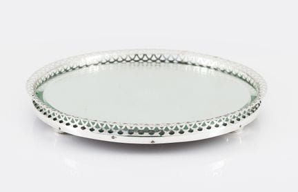 Bandeja portuguesa de plata
Plata, ley 0,833
Galer