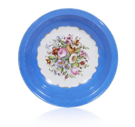 Grand plat creux de style Sèvres
Porcelaine frança