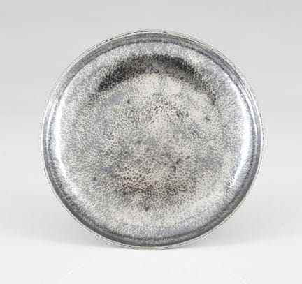 Un plato portugués de plata «TOPÁZIO»
Plata, ley 0