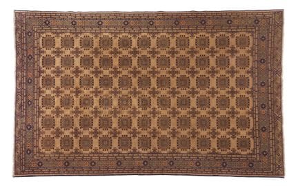 Ein turkmenischer Teppich, Iran
Wolle und Baumwoll