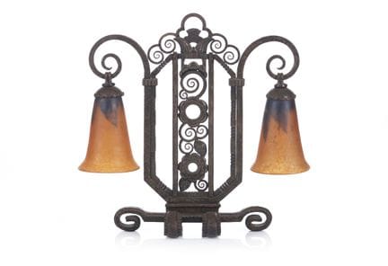 Daum Nancy
Eine doppelte Tischlampe
Eisen, verzier