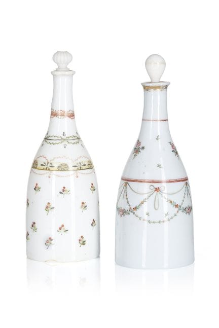 Zwei Opalglasflaschen aus La Granja
Undurchsichtig