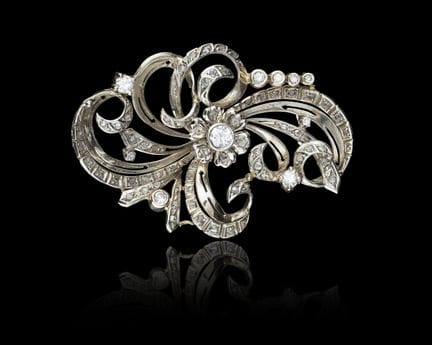 Broche/colgante de oro con diamantes
Oro, ley 0,80