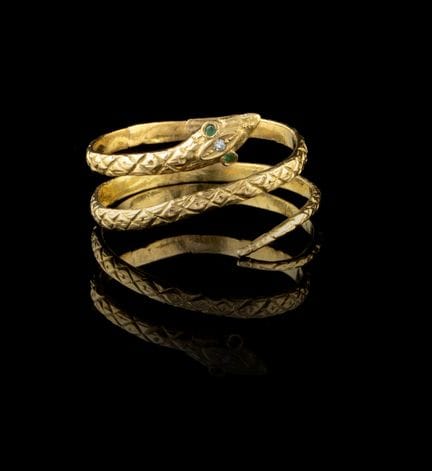 Anillo «Serpiente» con esmeraldas y diamantes
Oro,