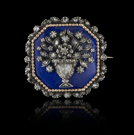 Broche «Jarrón de flores» de diamantes y esmalte
O