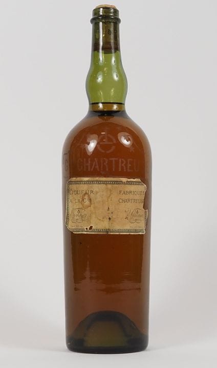 1 BOTELLA (1 L) DE CHARTREUSE VERDE DEL PERÍODO 18