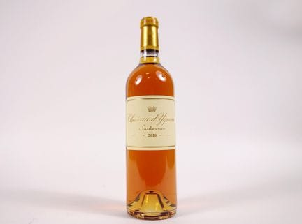1 BOTTLE CHÂTEAU D'YQUEM 1er CCS SAUTERNES - 2010