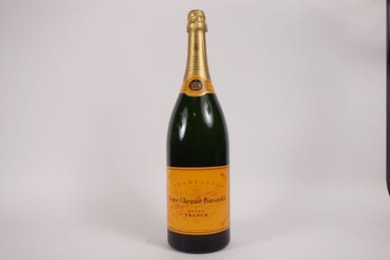 1 JEROBAM (3 L) DE CHAMPÁN VEUVE CLICQUOT PONSARDI