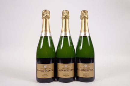 3 BOTELLAS DE CHAMPÁN CANARD DUCHÊNE «CUVÉE LÉONIE
